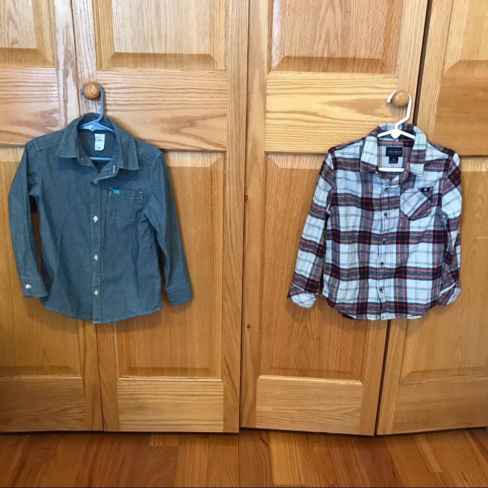 Like New -2 Collared Button-Up Long Sleeved Shirts